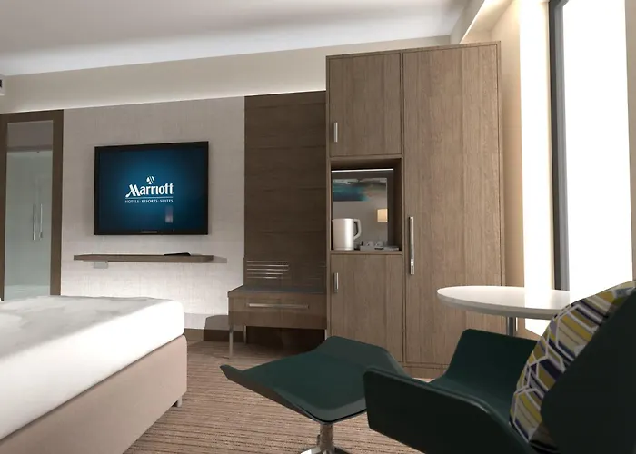 Courtyard By Marriott Oxford South